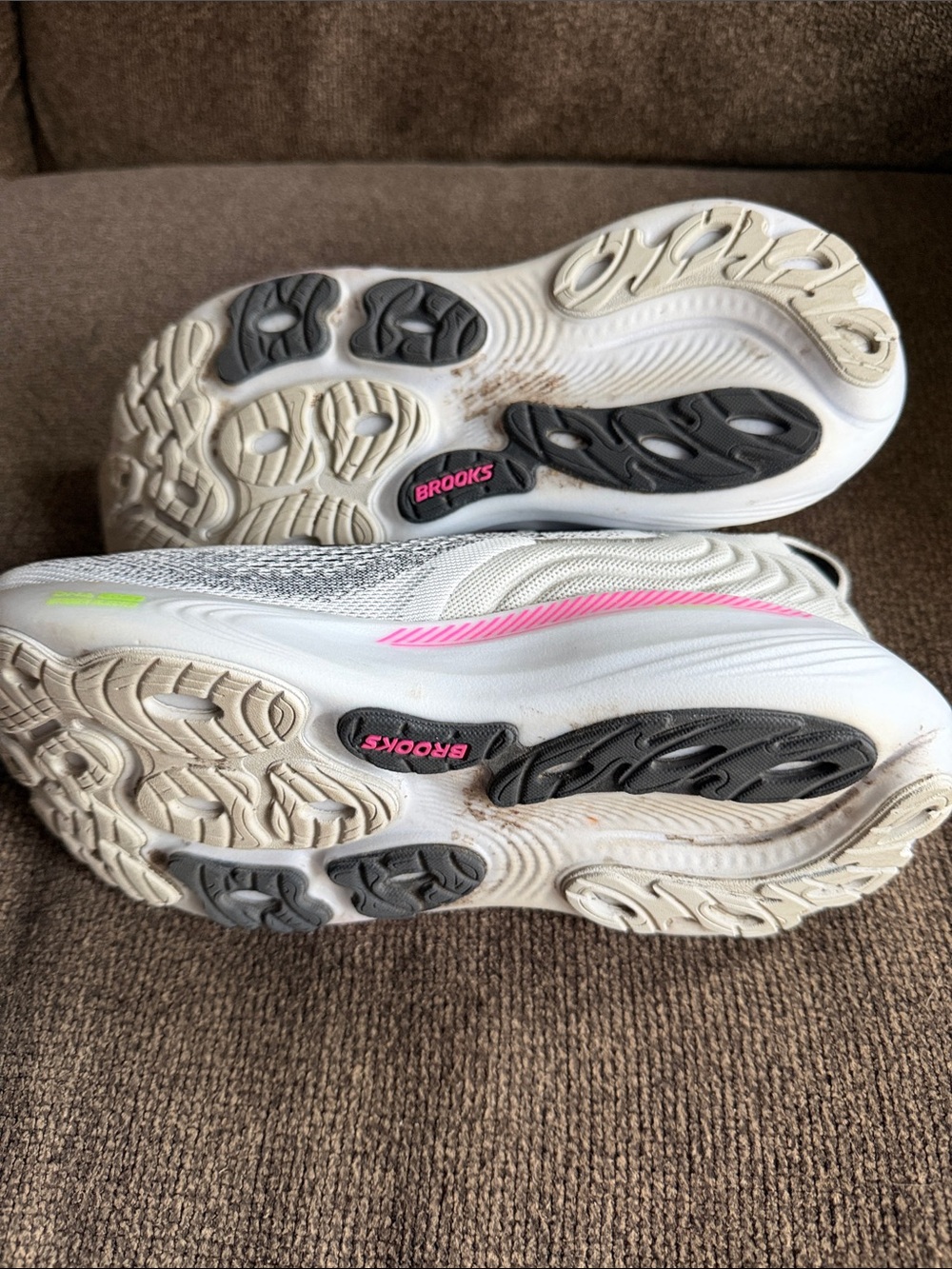 Brooks Adrenaline GTS 25 - Picture 4 of 5